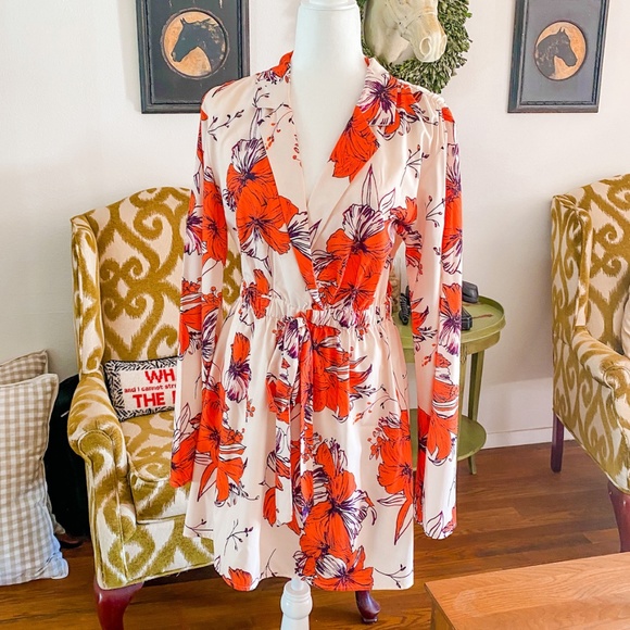 Pretty Little Thing - Orange and Purple Floral Print Dress - Size 8 - Picture 4 of 4